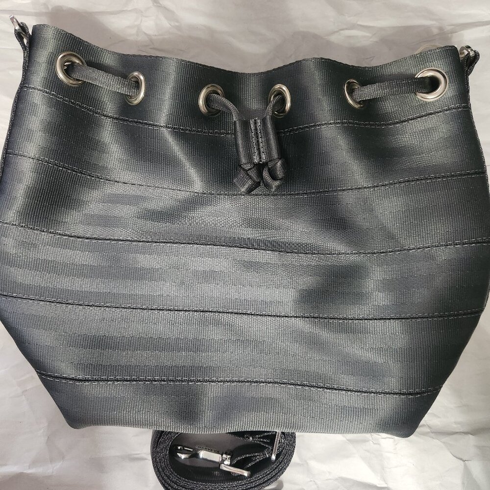 *NEW* Harveys Pure Detroit Storm Medium Park Hopper / Cross Body